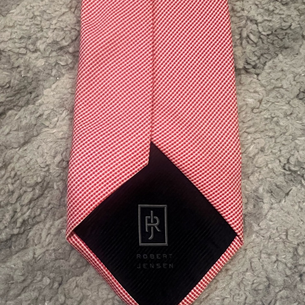 Robert Jensen 100% silk tie